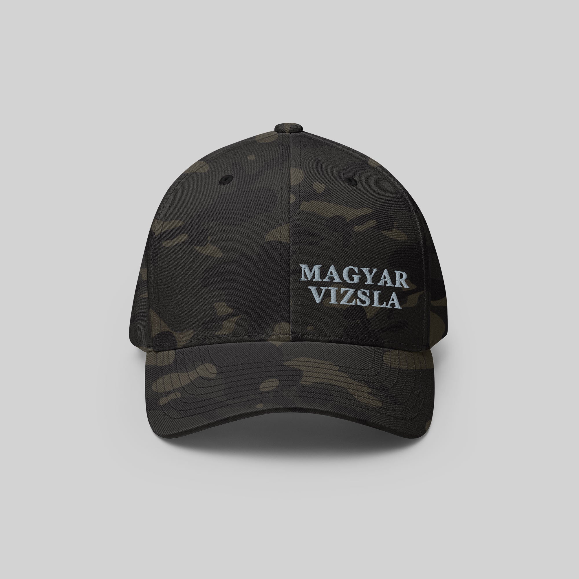 Magyar Vizsla Cap by ZIO in multicam (camouflage), dog breed "Magyar Vizsla" embroidered.
