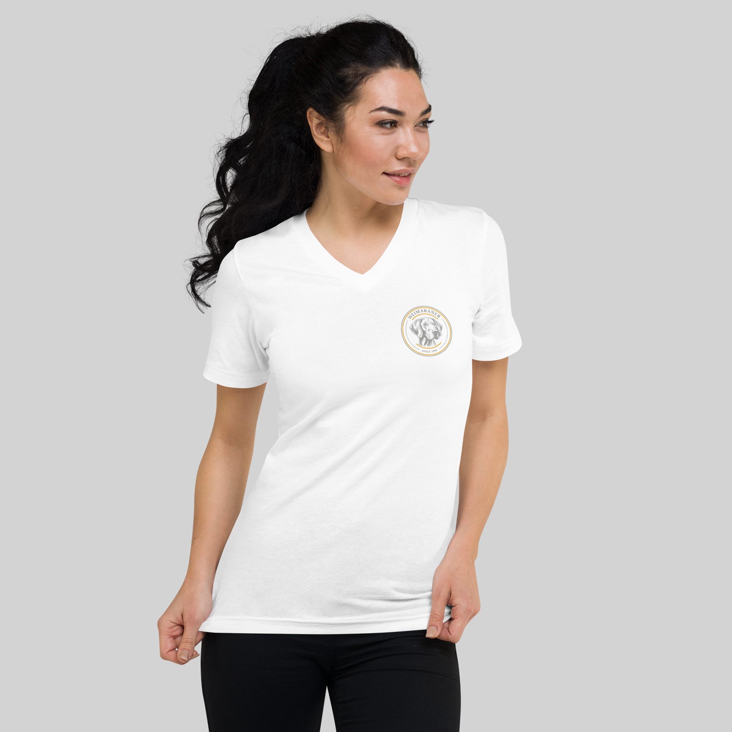 Weimaraner 1896 Hunt T-Shirt White, V-Neck, Frau - zio for paws
